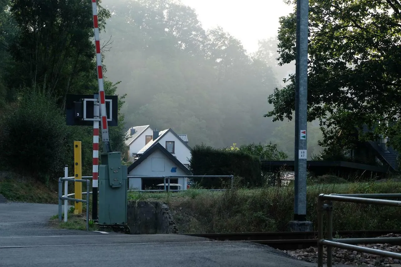 Campsite Basic Vakantiehuisje Op Val D'Or Enscherange